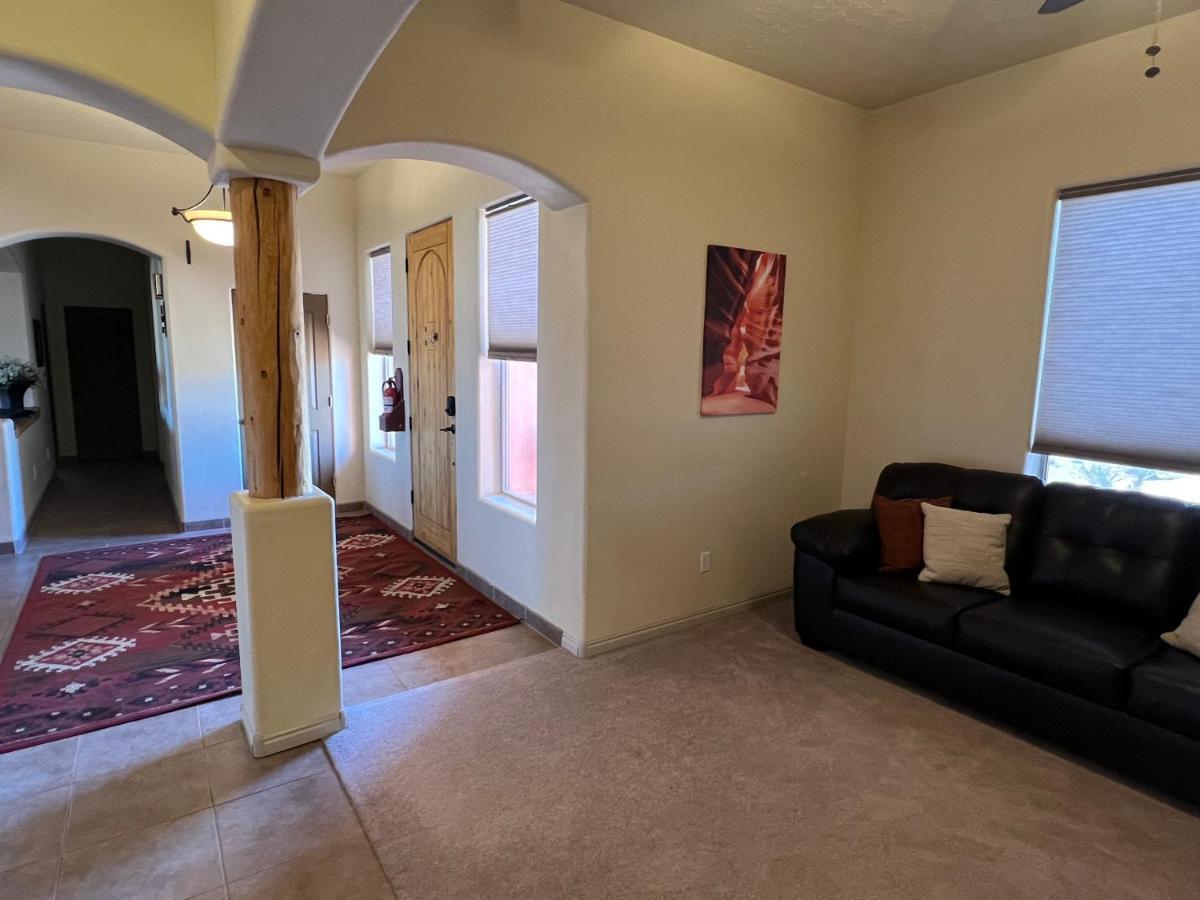 Spacious Home Page Exterior foto